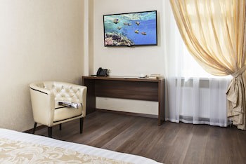 Bonapart Hotel