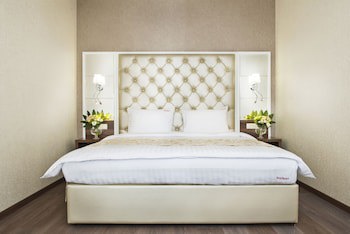 Bonapart Hotel