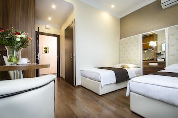 Bonapart Hotel