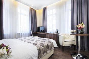 Bonapart Hotel