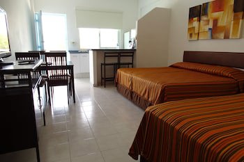 Aparthotel Siete 32