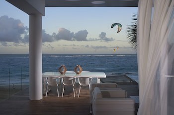 Ultravioleta Boutique Residences