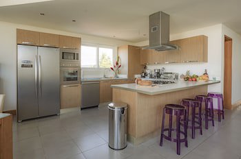 Ultravioleta Boutique Residences