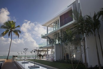 Ultravioleta Boutique Residences
