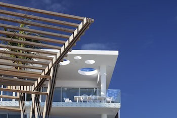 Ultravioleta Boutique Residences