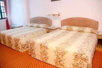 Hotel Rainbow