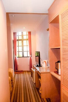 Hotel Rainbow