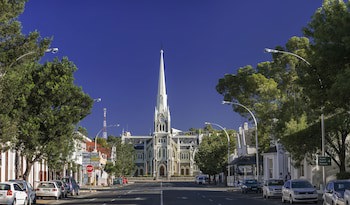 Drostdy Hotel