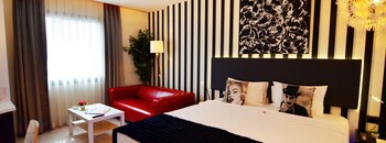 Tempo Fair Suites