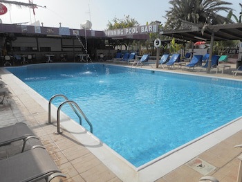 Kkaras Hotel galeri fotoğrafı