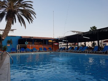 Kkaras Hotel galeri fotoğrafı