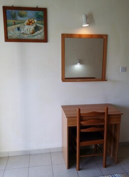 Kkaras Hotel galeri fotoğrafı