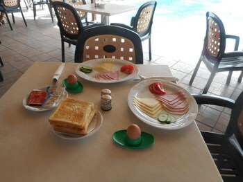 Kkaras Hotel galeri fotoğrafı