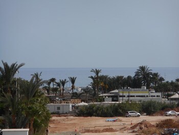 Kkaras Hotel fotoğrafı