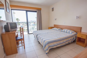 Kkaras Hotel fotoğrafı