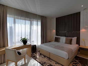Damac Maison Canal Views