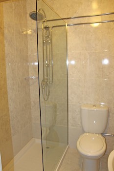 Grande Oceano Guest House