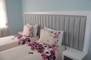 Grande Oceano Guest House