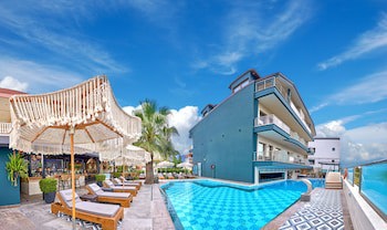 Principal New Leisure Hotel
