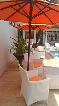 Villa Agung Beach Inn