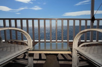 Villa Agung Beach Inn