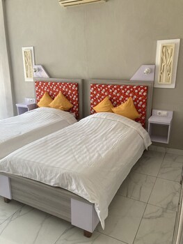 Villa Agung Beach Inn