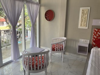Villa Agung Beach Inn