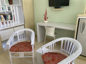 Villa Agung Beach Inn