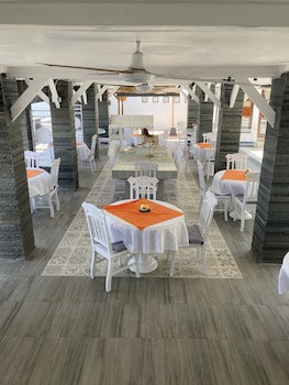 Villa Agung Beach Inn