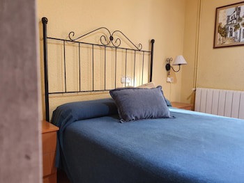 Arteaga Hostal And Banos Arabes Elvira