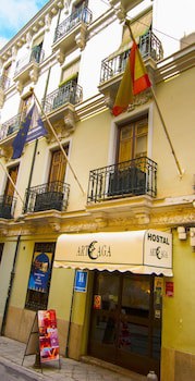 Arteaga Hostal And Banos Arabes Elvira
