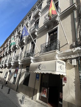 Arteaga Hostal And Banos Arabes Elvira