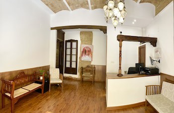 Arteaga Hostal And Banos Arabes Elvira