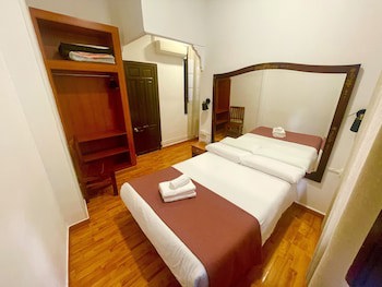 Arteaga Hostal And Banos Arabes Elvira