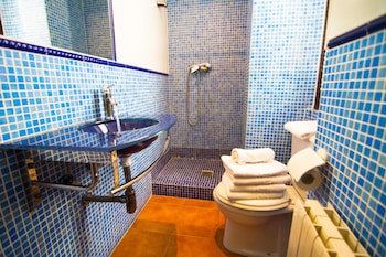 Arteaga Hostal And Banos Arabes Elvira