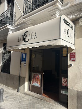 Arteaga Hostal And Banos Arabes Elvira