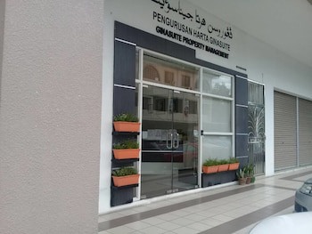 Ginasuite Kompleks27 Hotel