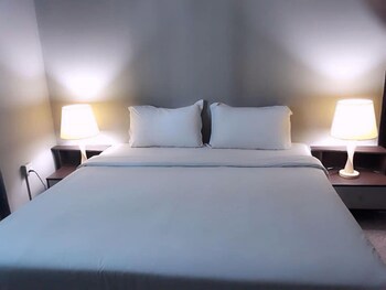 Ginasuite Kompleks27 Hotel