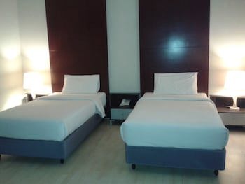 Ginasuite Kompleks27 Hotel