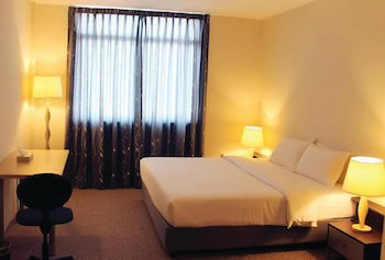 Ginasuite Kompleks27 Hotel