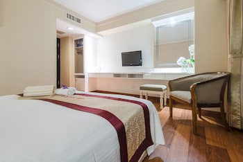 Ever Luck Hotel