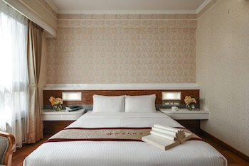 Ever Luck Hotel