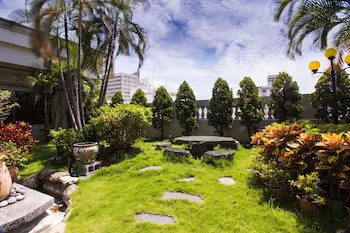 Ever Luck Hotel
