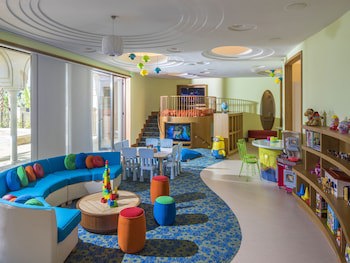 Four Seasons Resort Dubai At Jumeirah Beach