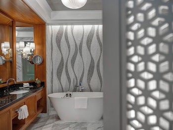 Four Seasons Resort Dubai At Jumeirah Beach