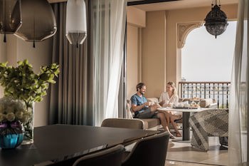 Four Seasons Resort Dubai At Jumeirah Beach
