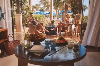 Four Seasons Resort Dubai At Jumeirah Beach