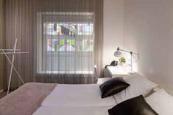 Trafo Hotel