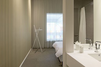 Trafo Hotel