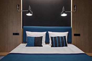 Bonhotel